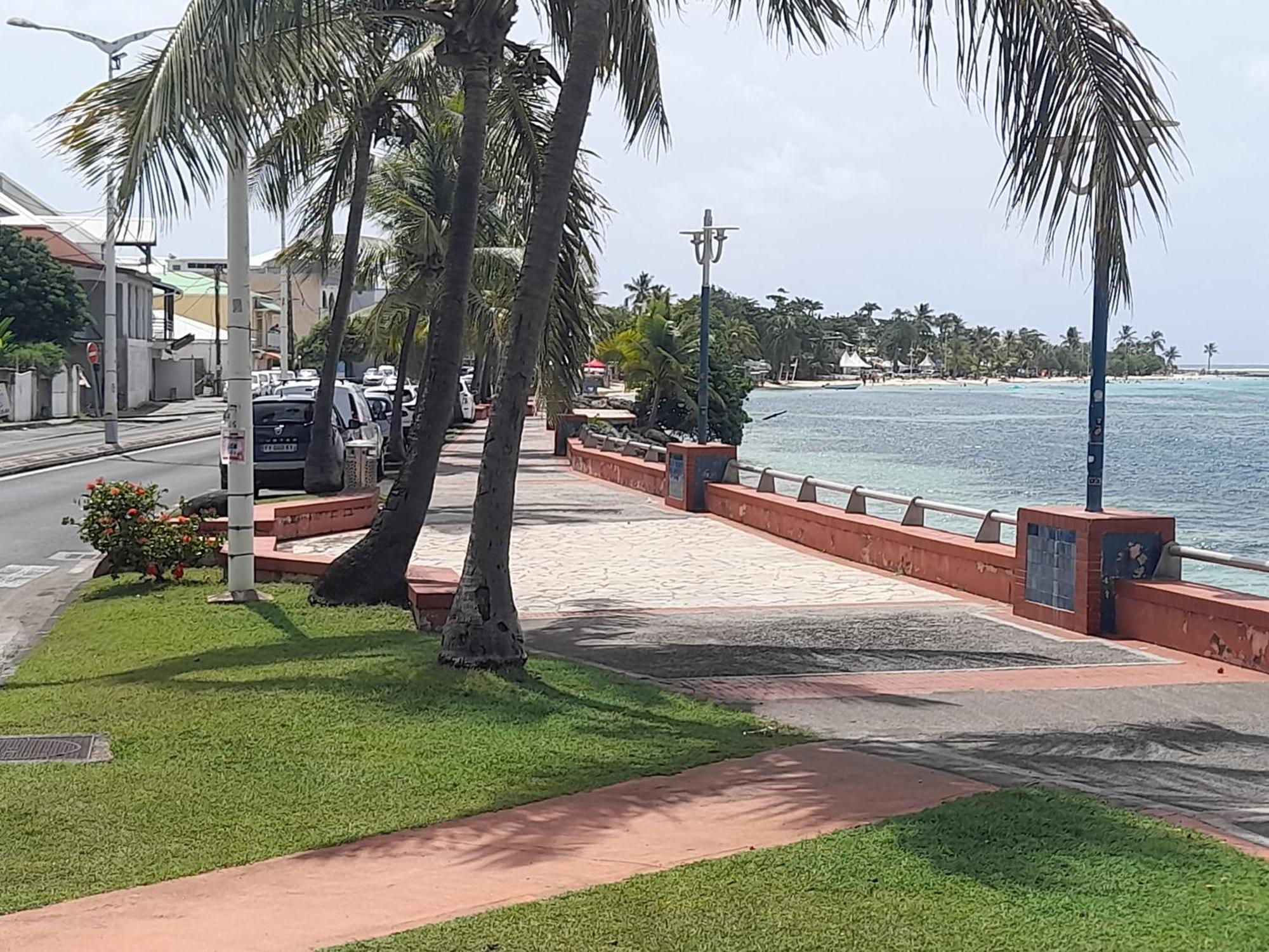 Plage Et Vacance Sainte-Anne  Exterior foto